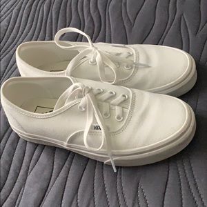 All White vans with laces